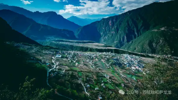泸水市-福贡县-丙中洛-雾里村-片马口岸-高黎贡山:5天4夜春季怒江沿途的世外桃源之旅