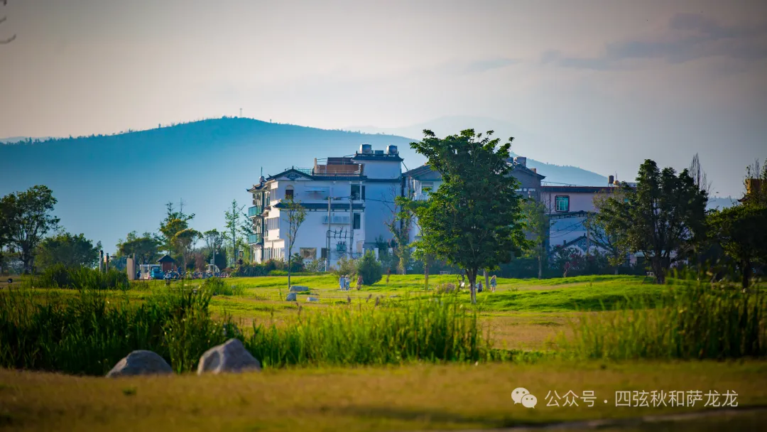 Xiajiyi Village, a Bai Ethnic Village by Erhai Lake in Dali: A Peaceful Village Caressed by Summer Night Breezes - Image 12