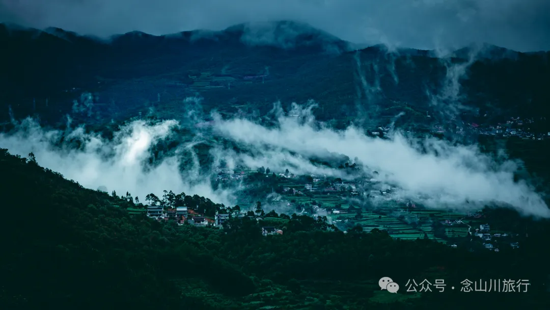 Dali Nanjian Laobuqu Village: The Mysterious Realm of Wuliang Mountain Amidst Clouds and Mist - Image 3