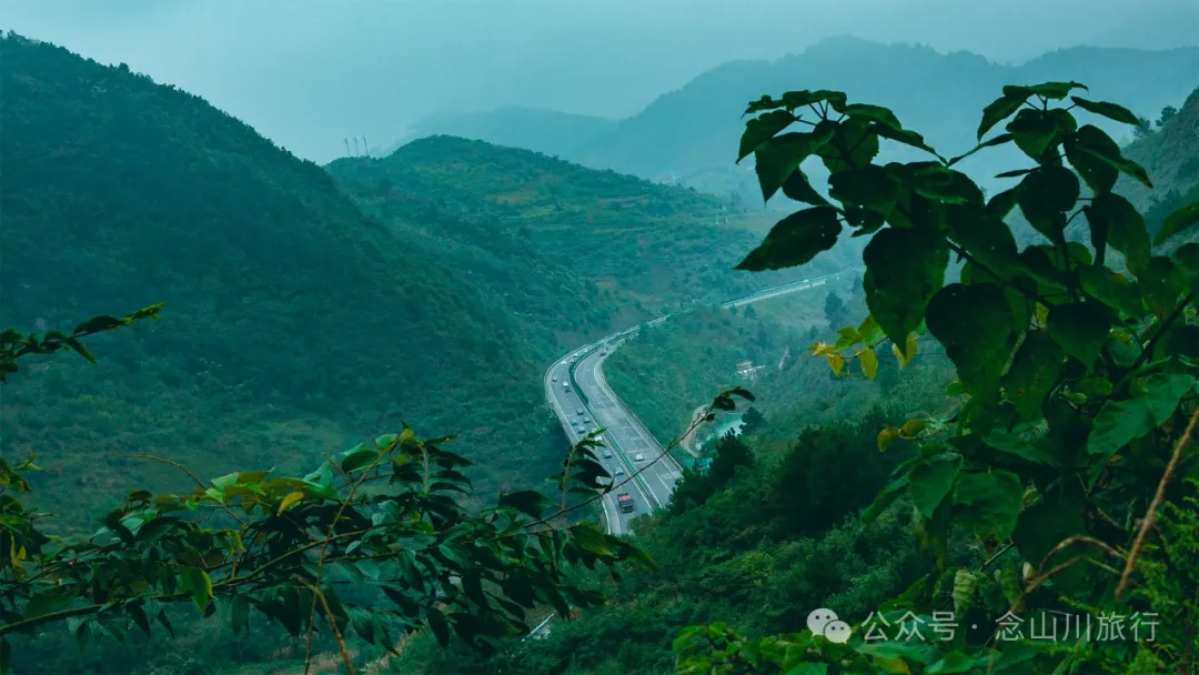 10 Years Living in Dali • 2014 Cycling Journey to Dali Part 2: From Yuping Dong Autonomous County, Guizhou to Panzhou City - Image 28
