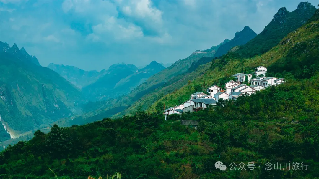 10 Years Living in Dali • 2014 Cycling Journey to Dali Part 2: From Yuping Dong Autonomous County, Guizhou to Panzhou City - Image 49