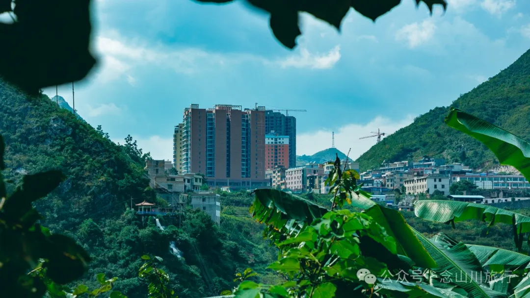 10 Years Living in Dali • 2014 Cycling Journey to Dali Part 2: From Yuping Dong Autonomous County, Guizhou to Panzhou City - Image 51