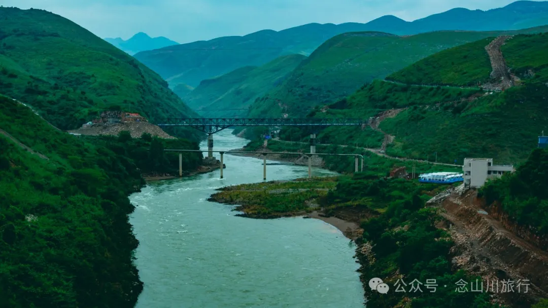 10 Years Living in Dali • 2014 Cycling Journey to Dali Part 2: From Yuping Dong Autonomous County, Guizhou to Panzhou City - Image 57