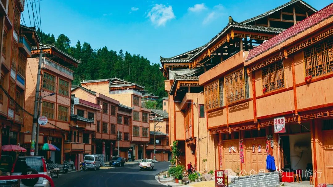 10 Years Living in Dali • 2014 Cycling Journey to Dali Part 2: From Yuping Dong Autonomous County, Guizhou to Panzhou City - Image 6