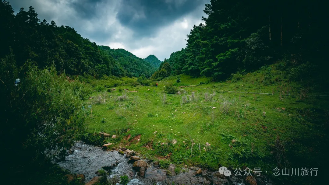 Accompanied by Cattle and Sheep: A Peaceful Hike in Tizipo Village, Weishan, Dali - Image 13