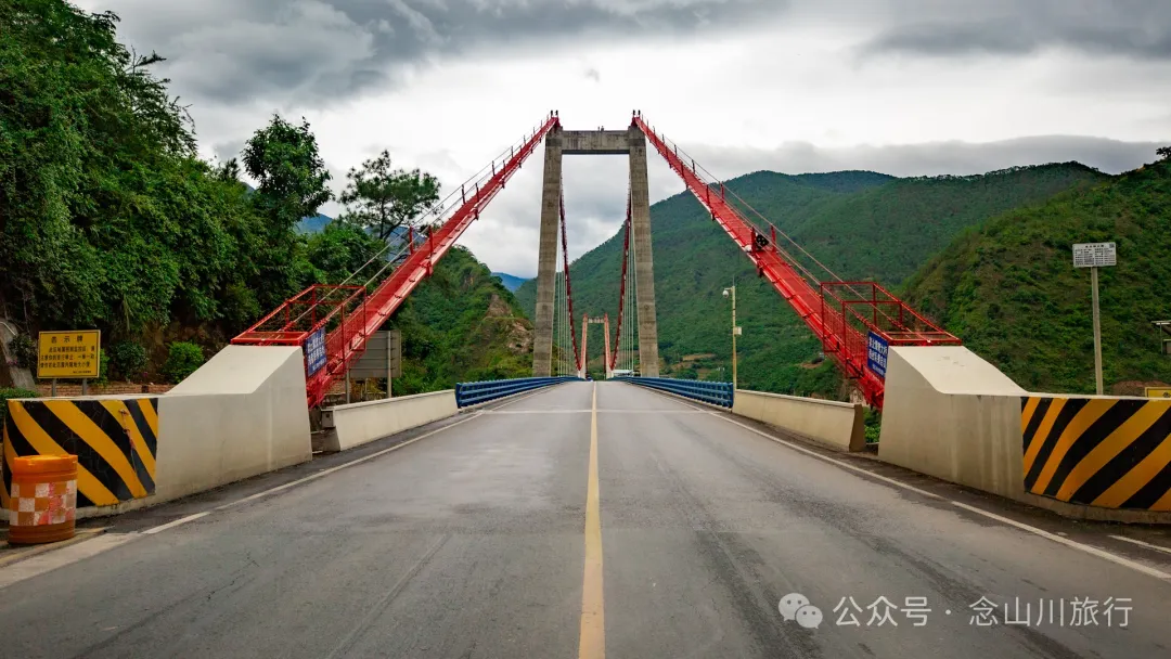 Bahuanhe Grassland: A Hidden Gem in Lincang Yun County, A New Pastoral Poem by the Lancang River - Image 7