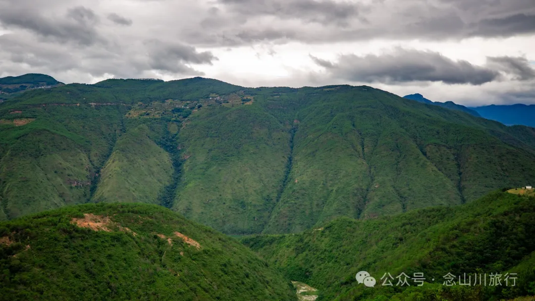 Bahuanhe Grassland: A Hidden Gem in Lincang Yun County, A New Pastoral Poem by the Lancang River - Image 9