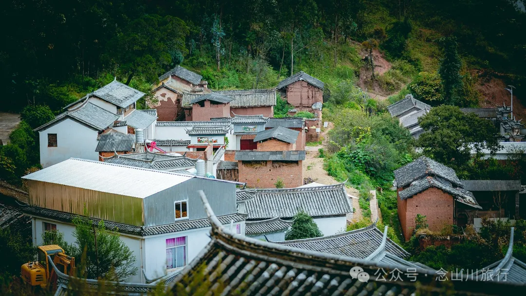 Duoyu Village in Weishan, Dali: A Peaceful Village Amidst Lush Mountain Scenery - Image 25