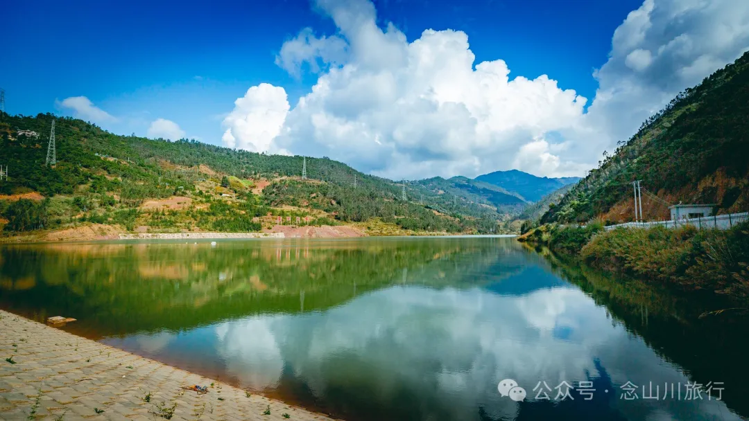 Duoyu Village in Weishan, Dali: A Peaceful Village Amidst Lush Mountain Scenery - Image 5