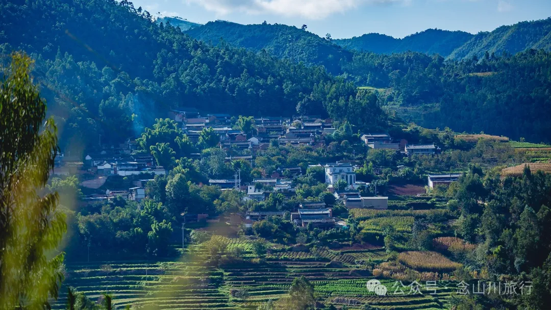 大理巍山小黄草坝:山村里的温暖时光 - 第1张