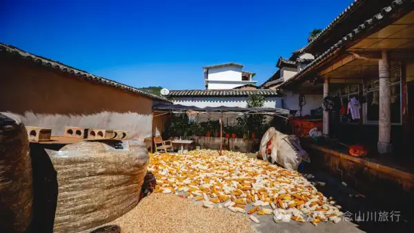 大理巍山小黄草坝:山村里的温暖时光
