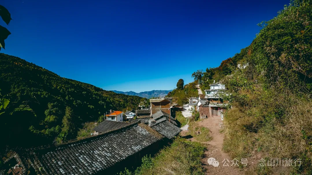 Dali Weishan Caochang Yi Ethnic Village: A Legend, A Touch of Nostalgia, and a Journey into the Indigenous Miku Culture - Image 11