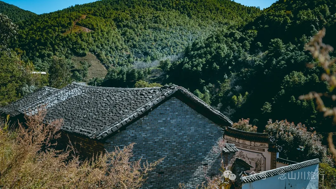 Dali Weishan Caochang Yi Ethnic Village: A Legend, A Touch of Nostalgia, and a Journey into the Indigenous Miku Culture - Image 18