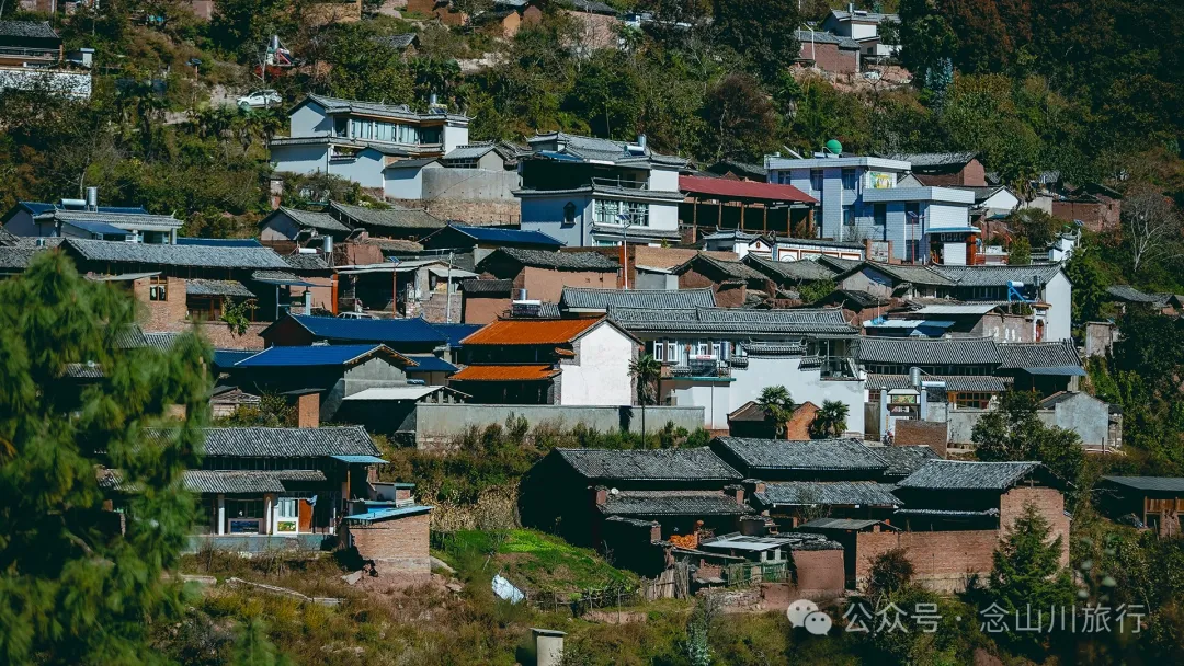 Dali Weishan Caochang Yi Ethnic Village: A Legend, A Touch of Nostalgia, and a Journey into the Indigenous Miku Culture - Image 8