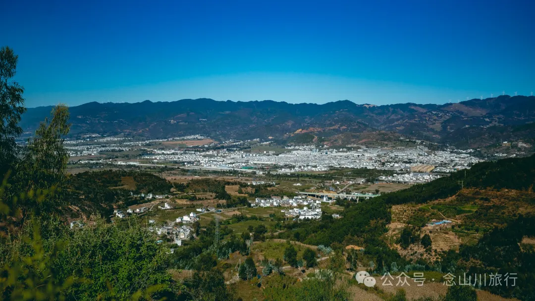 大理巍山大梯子坡村:树树皆秋色,山山唯落晖,走入村庄,就走进了王绩的《野望》里 - 第5张
