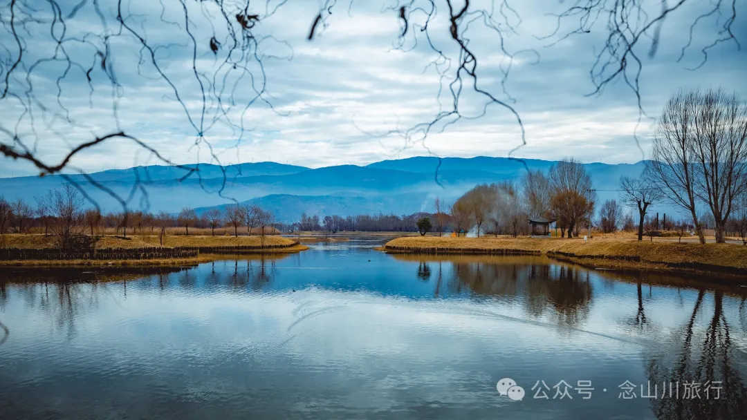我在这个高原湖泊找到了大理最美的冬日湖景,这里有媲美瓦尔登湖的野性 - 第2张