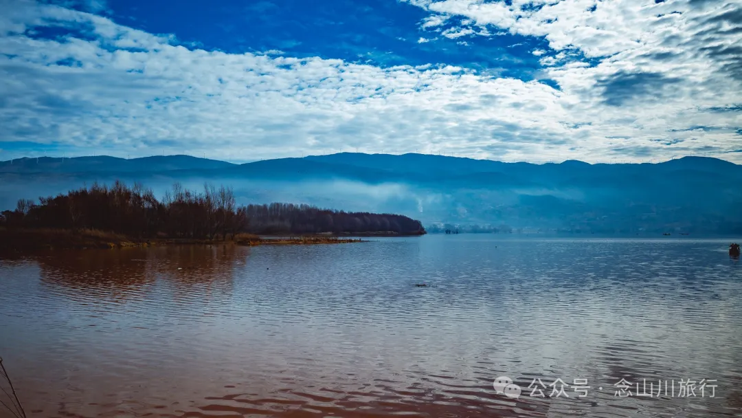 我在这个高原湖泊找到了大理最美的冬日湖景,这里有媲美瓦尔登湖的野性 - 第7张