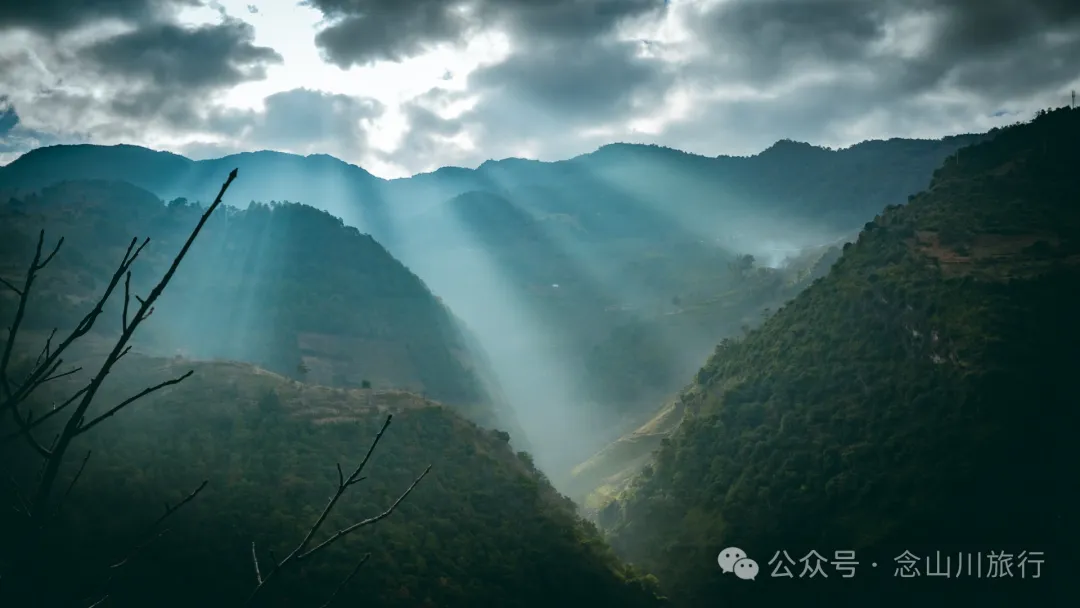 大理巍山金沙坪村:紫金山下,坐看云海夕阳的宁静村庄 - 第5张
