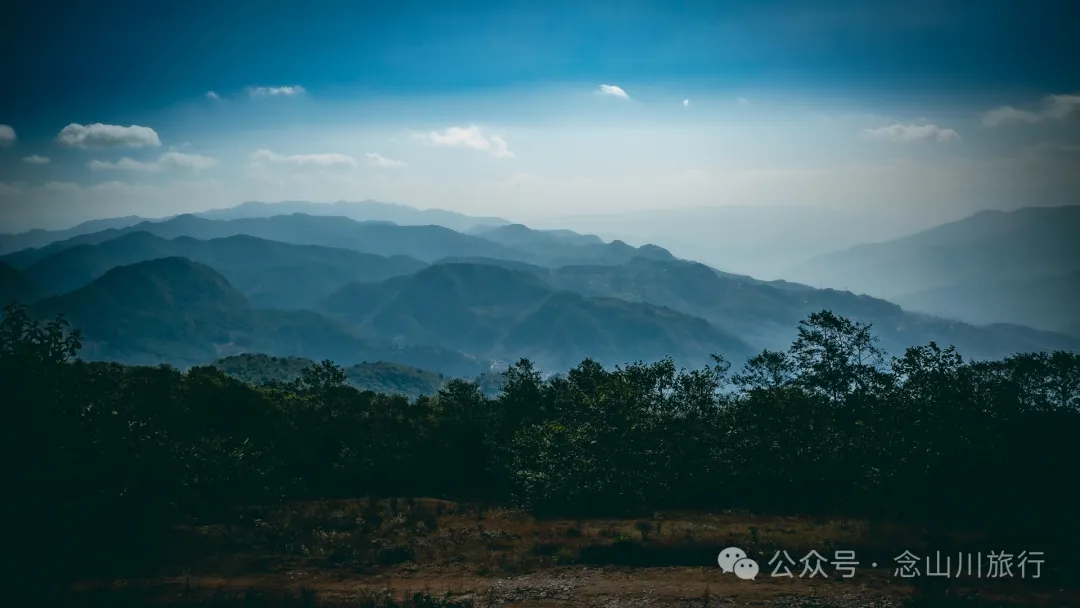 15 Kilometers, 6 Hours: Hiking to the Summit of Mount Zijin, the Highest Peak in Weishan, Dali, and Enjoying the Beauty of Ten Thousand Rivers - Image 2