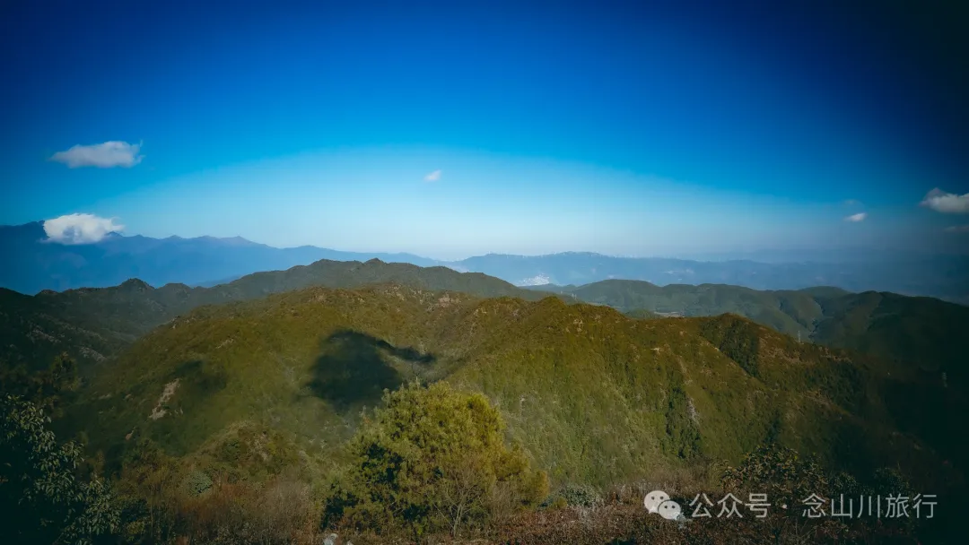 15 Kilometers, 6 Hours: Hiking to the Summit of Mount Zijin, the Highest Peak in Weishan, Dali, and Enjoying the Beauty of Ten Thousand Rivers - Image 26