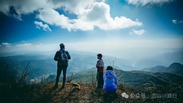 15公里,6小时,徒步登顶大理巍山第一高峰紫金山,领略万川之美