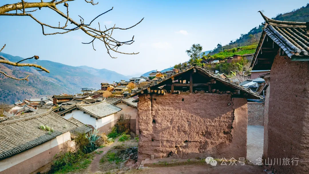 大理巍山馬鞍山鄉打比麼村：公路上的俯瞰，遇見山間最美的畫卷 - 第11张