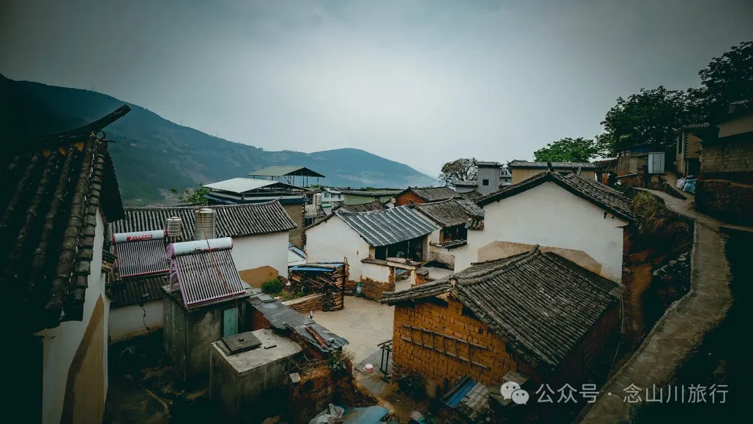 大理南涧小湾东镇老家库村:千年彝寨,宛如漂浮在绿海上的岛屿 - 第10张