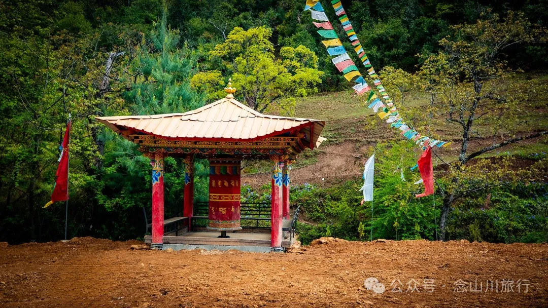 Bazhu Village in Tacheng Town, Weixi, Diqing: A Pure Land of Tibetan Buddhism, a Green Secret Deep in the Mountains - Image 18