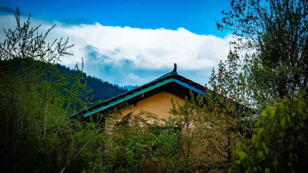 迪慶維西塔城鎮朵那閣村：傈僳族特色村，木楞房炊煙裡的新舊交融 - 第32張