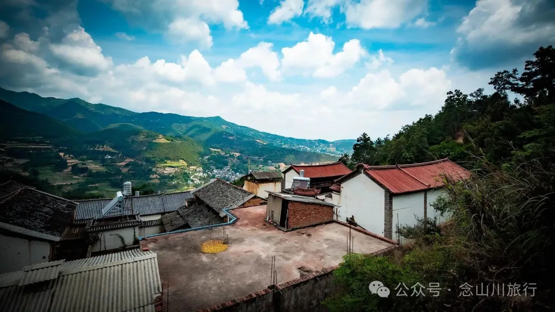 大理巍山巍寶山鄉黃家村：村子的時鐘，停在公雞打鳴的時辰 - 第12張