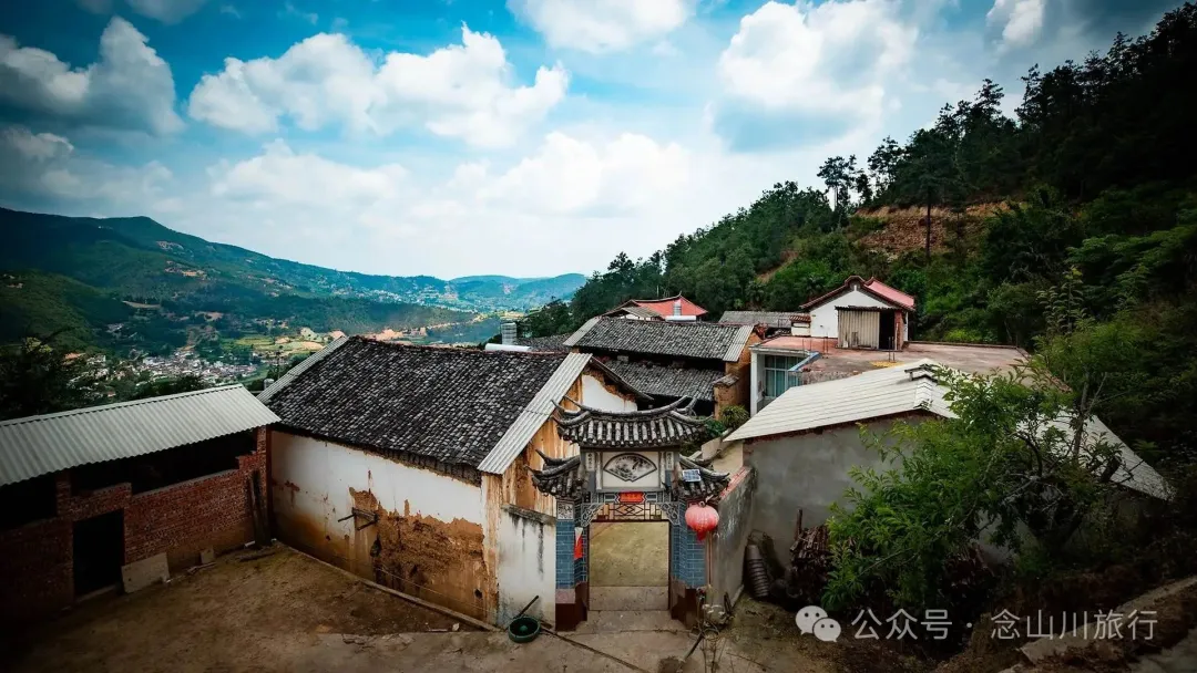 大理巍山巍寶山鄉黃家村：村子的時鐘，停在公雞打鳴的時辰 - 第13張