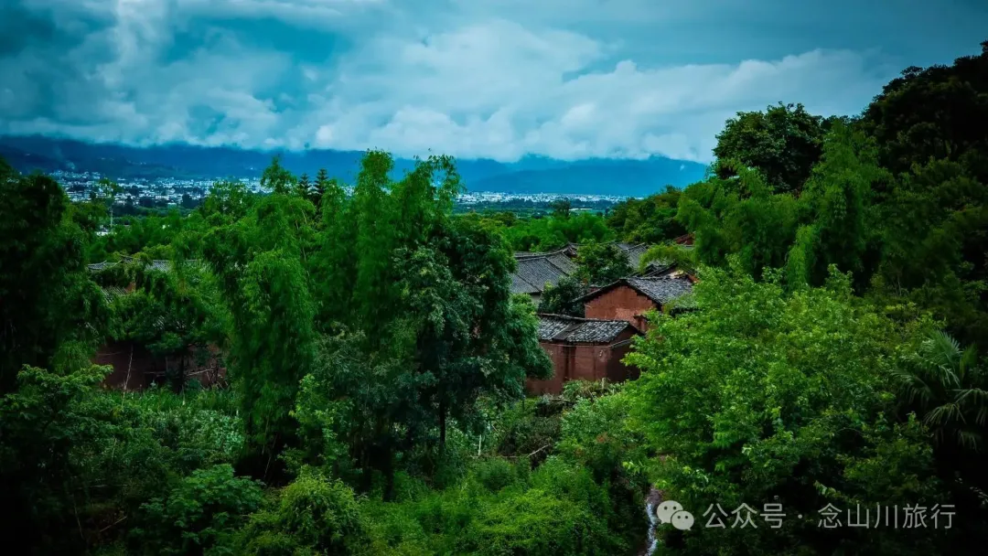 大理巍山庙街镇利客村:青瓦问茶的百年孤独,谁来守住最后一盏老宅灯? - 第5张