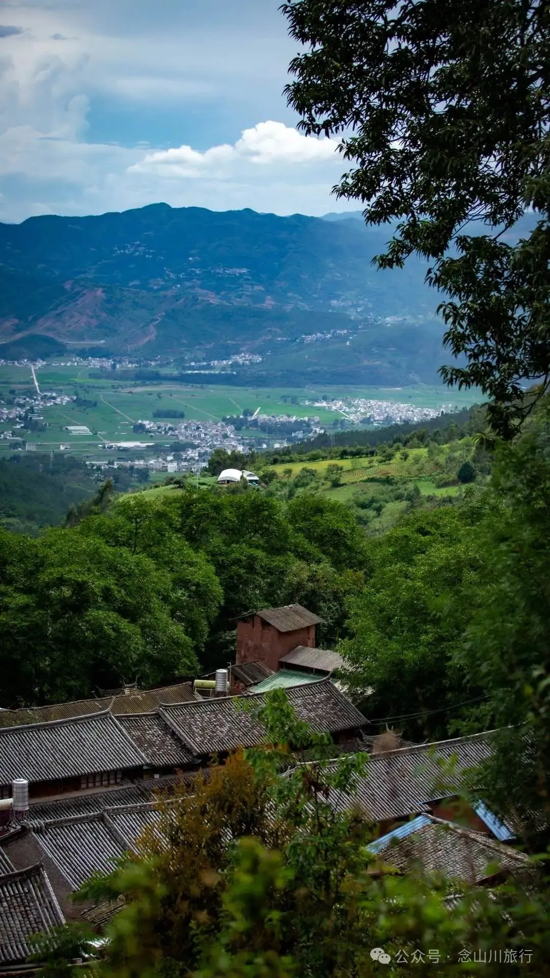 大理巍山大仓镇凤山村:背靠山野的夕阳晚景,俯瞰坝子的宁静时光 - 第22张