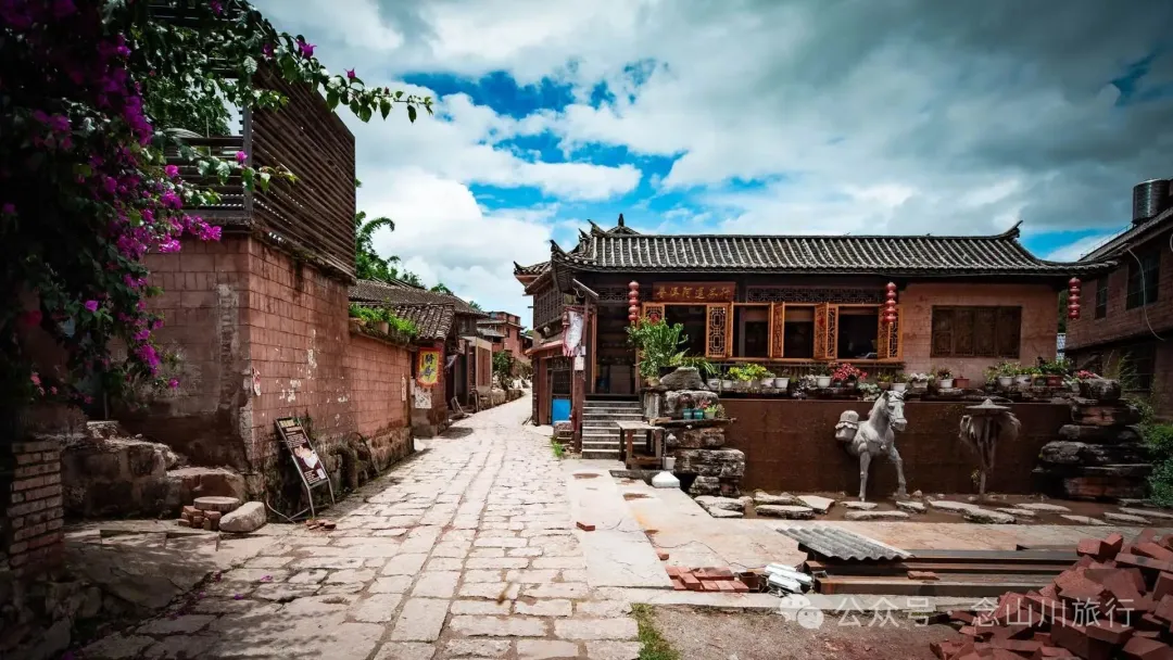 Nakeli in Ning’er County, Pu’er: A Millennium-Old Ancient Town on the Tea Horse Road, Infused with Hoofbeats and Tea Aroma - Image 5