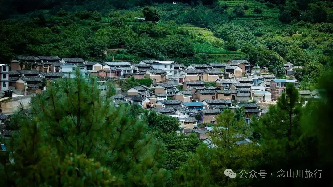 大理南澗寶華鎮格止腊村:一條小河分兩岸,卻讓風景成了雙倍 - 第1張