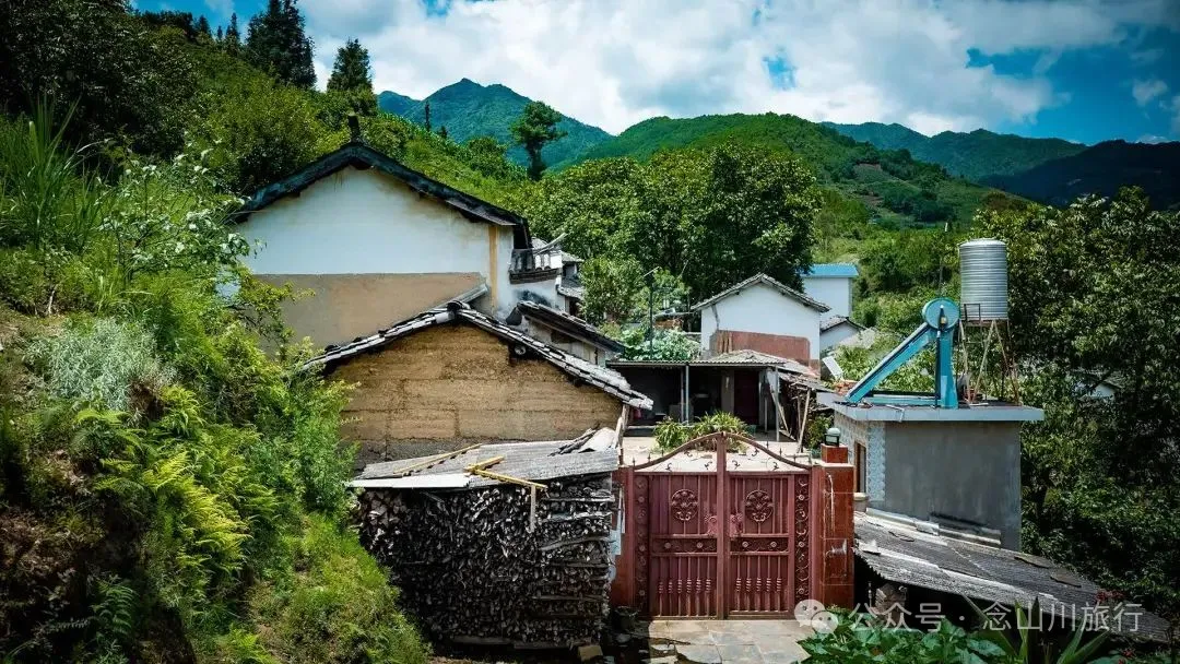 大理南澗寶華鎮格止腊村:一條小河分兩岸,卻讓風景成了雙倍 - 第18張
