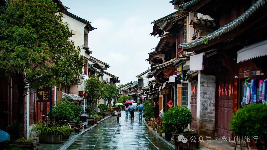 巍山古城的大街小巷：拱辰楼的晨光，群力门的黄昏，中间是未被吵醒的小城岁月 - 第6张