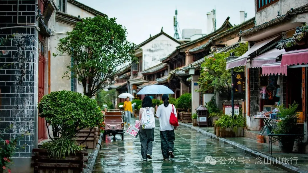 巍山古城的大街小巷：拱辰楼的晨光，群力门的黄昏，中间是未被吵醒的小城岁月 - 第8张
