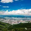 者摩山之巅：把大理的山海城川装进一幅画里