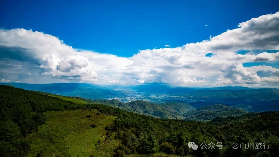 者摩山之巅：把大理的山海城川装进一幅画里 - 第3张