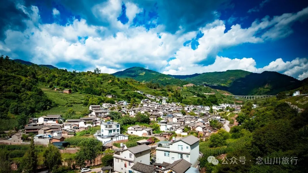 大理雲龍和平古村：古建無恙，石板無塵，遊客無蹤 - 第1張