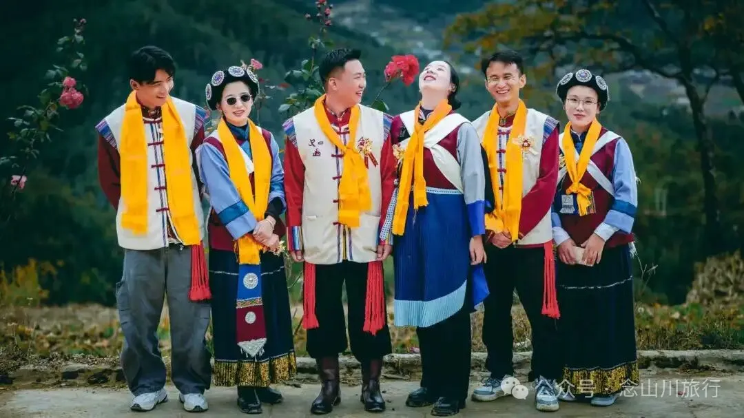 迪慶維西巴珠村石家本一場獨特的藏族婚禮（人物服飾與宴席篇） - 第1张
