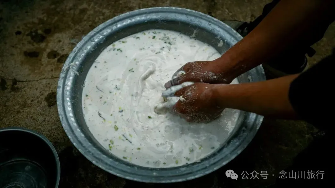 独属于云南人的美食时光——巴珠村的杀猪饭,11月中旬已热闹开启第一波 - 第11张
