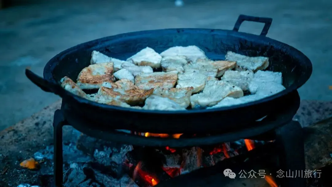 独属于云南人的美食时光——巴珠村的杀猪饭,11月中旬已热闹开启第一波 - 第17张