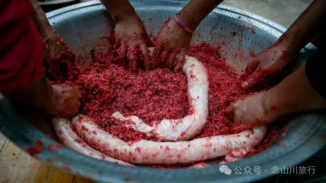 独属于云南人的美食时光——巴珠村的杀猪饭,11月中旬已热闹开启第一波 - 第18张