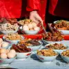 云南巴珠村藏族喜宴上的传统美食