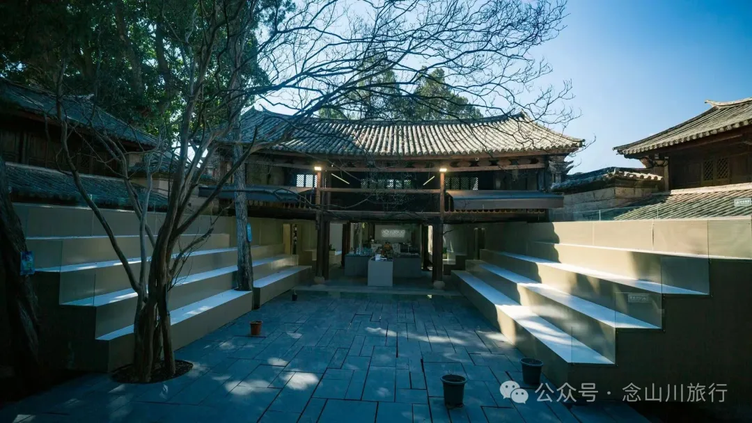 云南一座5星好评的古城，这家书店值2星 - 第11张