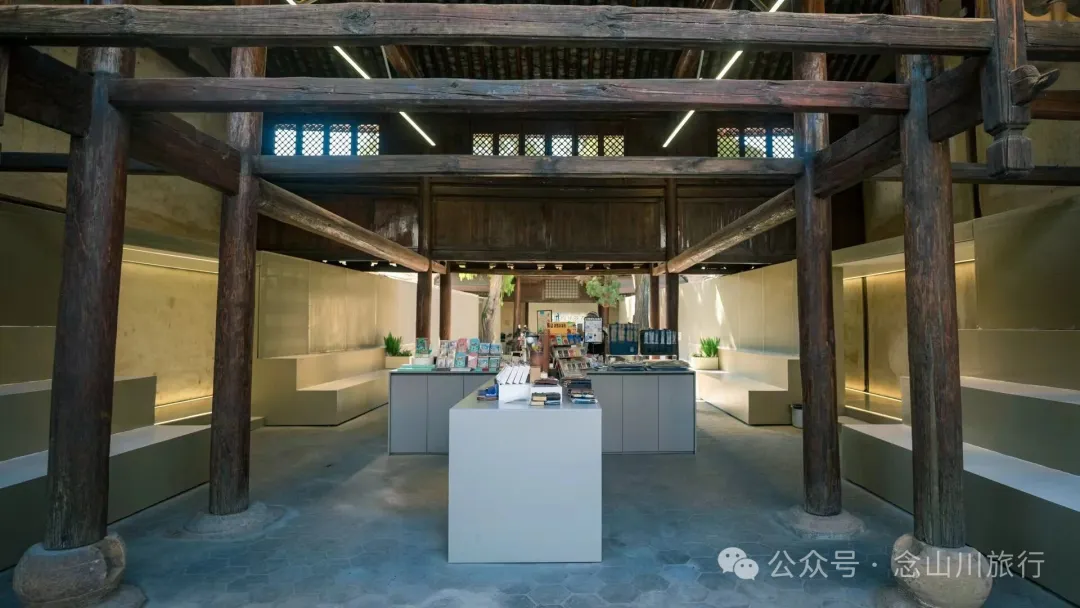 云南一座5星好评的古城，这家书店值2星 - 第9张