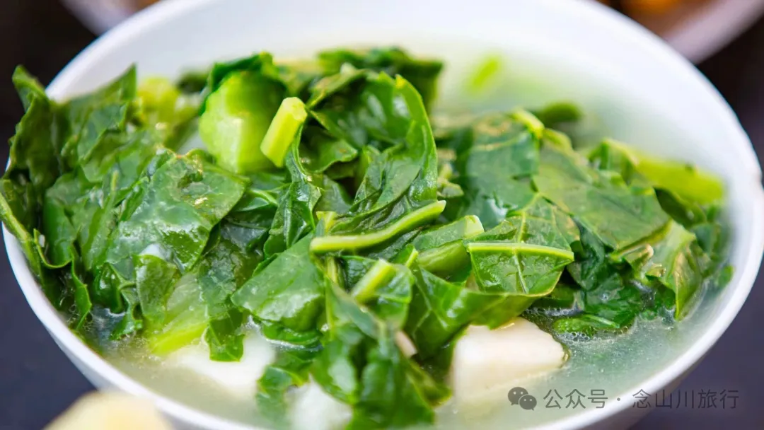 大理巍山金沙坪村殺豬飯:一口火燒肉與一次落日晚霞的鄉愁治癒之旅 - 第17张 - 大理旅行 大理巍山金沙坪村殺豬飯:一口火燒肉與一次落日晚霞的鄉愁治癒之旅 - 第17张