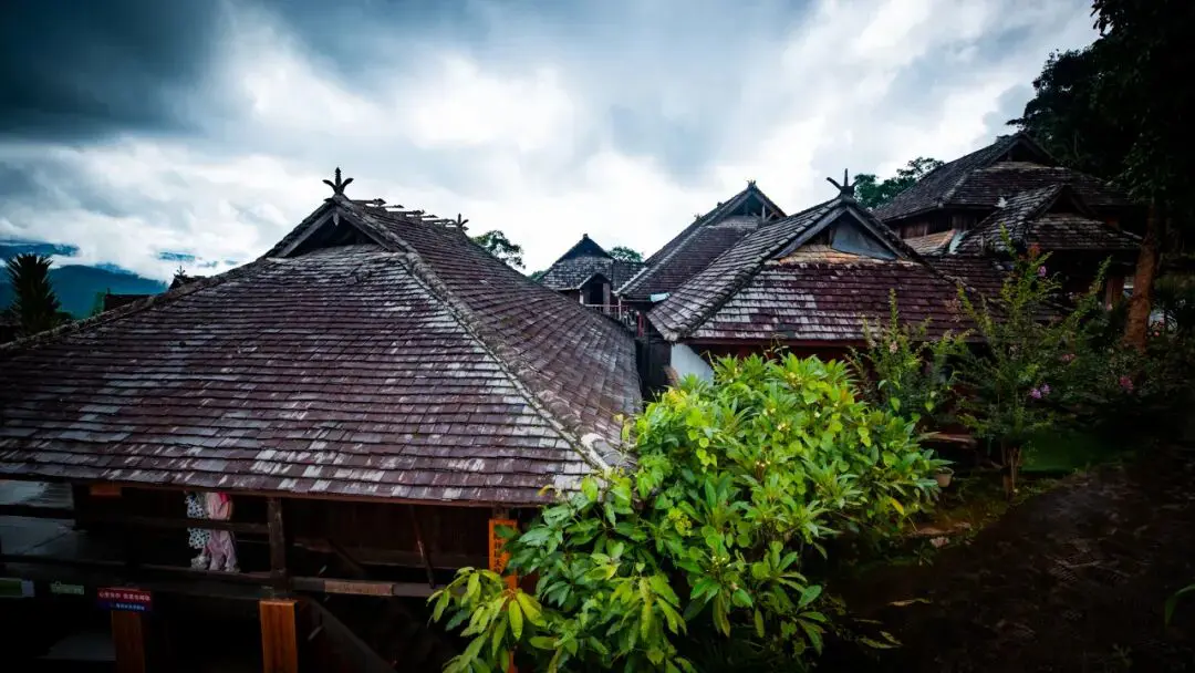 Puer Lancang Wengji Ancient Village: From Sea of Clouds to Cooking Smoke, the Rainy Season Ancient Village Hides the Blang People’s Last Deep Gaze - Image 6